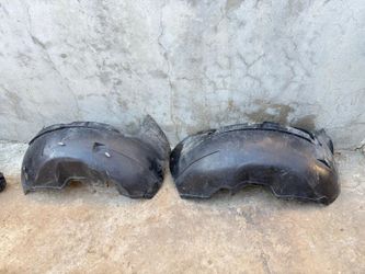 99- 06 Silverado Inner Fenders