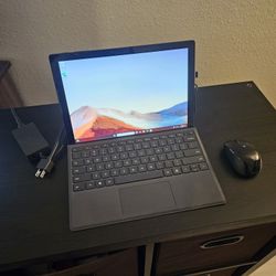 Microsoft Surface Pro 7 – i7 / 256GB / 16GB RAM + Type Cover & Mouse (Excellent Condition)
