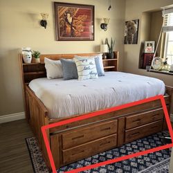 Full Size Bed Oak W/ Twin Trundle 