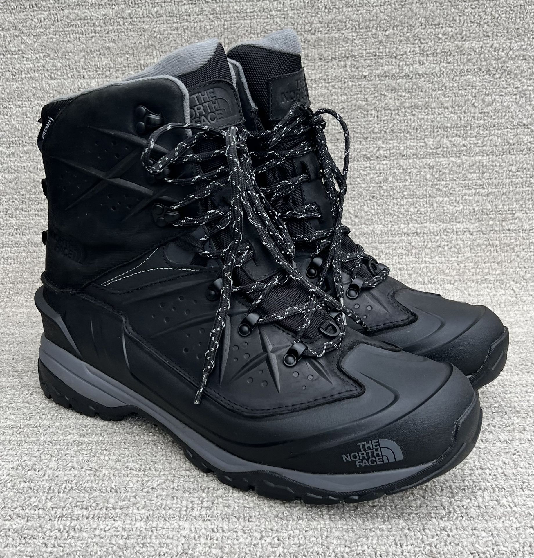 THE NORTH FACE Chilkat EVO II Black Waterproof Hiking Boots Men's Size 11 US NEW