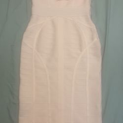 Dress Pink With A Cut In The Back 