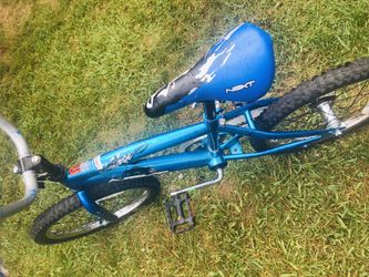 Next 18 inche bike great brakes and tires