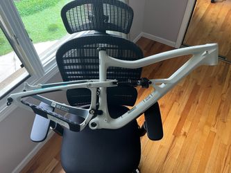 Large IBIS RIPLEY V4S Drywall Carbon Frame