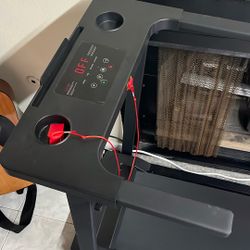 Treadmill For Sale, PLEASE READ THE FULL DESCRIPTION FIRST