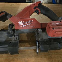 Milwaukee m18 compactor bandsaw