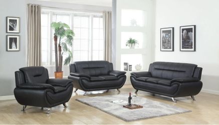 New sofa, loveseat and chair in stock- ‼️PRICE DROP‼️