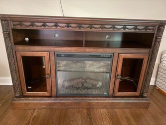 Fireplace/storage unit