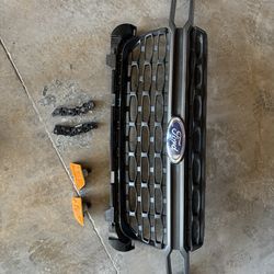 2024 ford maverick grill