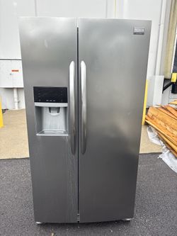 Frigidaire Gallery Stainless Steel Side-by-Side Refrigerator