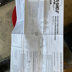 Tip out system for false stores in front of kitchen sinks