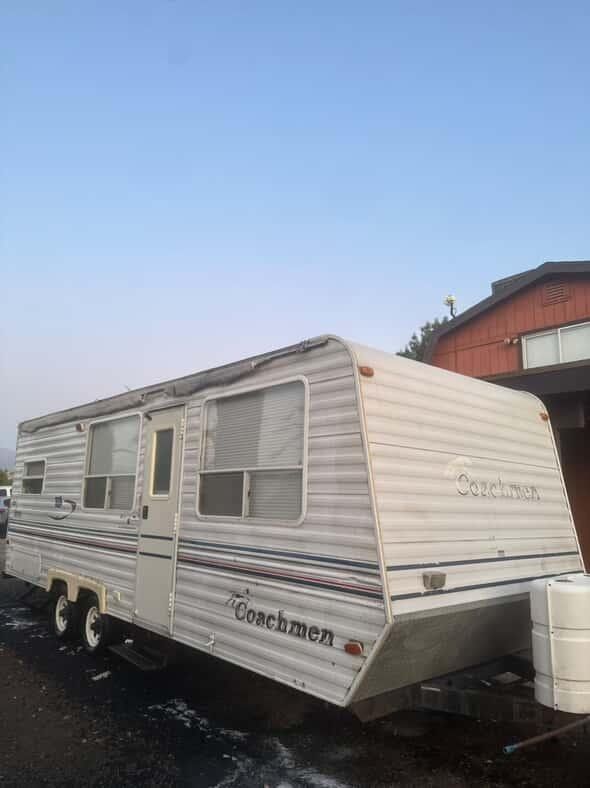2003 COACHMEN LT SERIES M-241 FK CAMPER