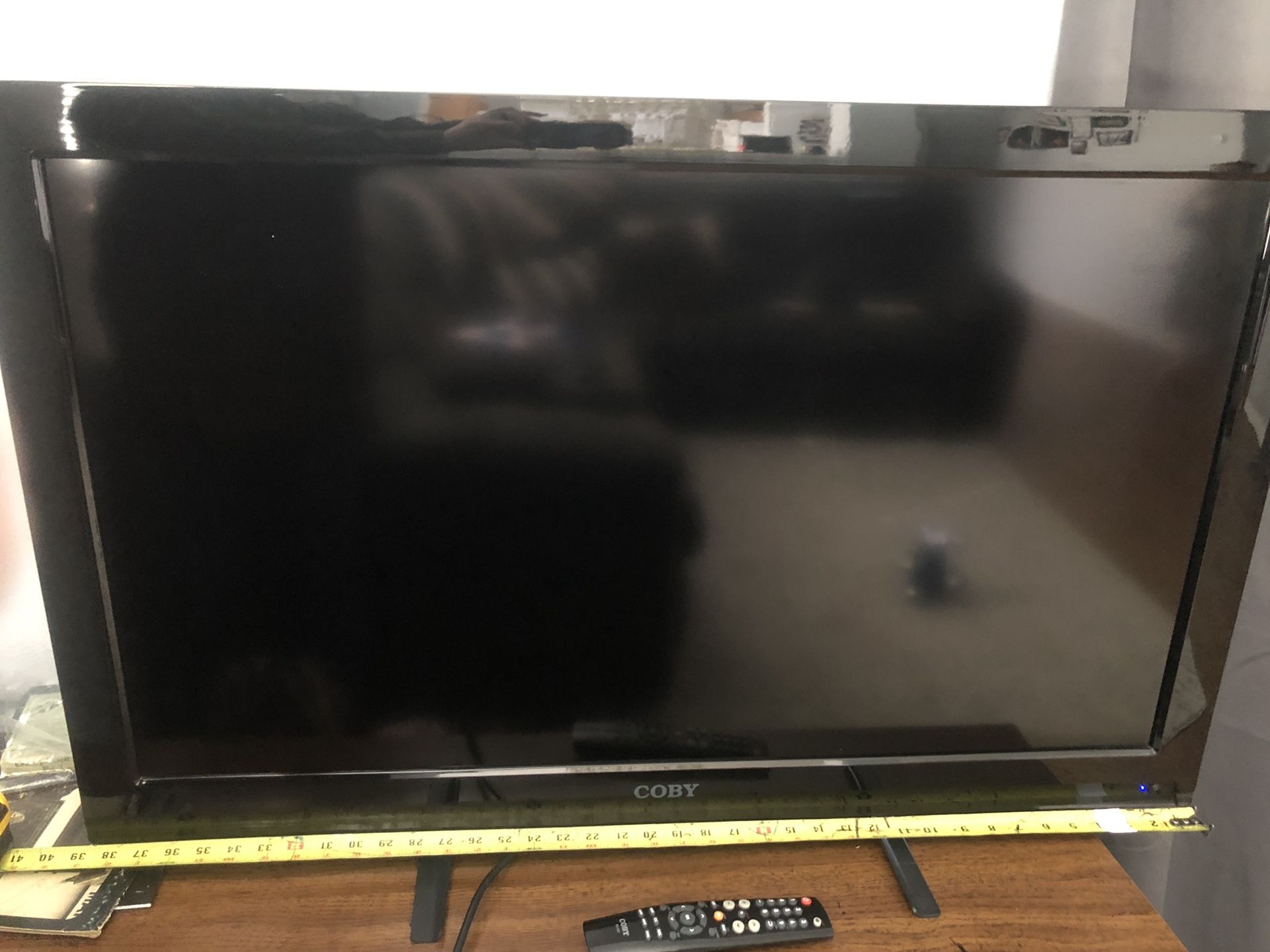 Coby 40 inch tv