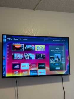 Roku Tv with mount