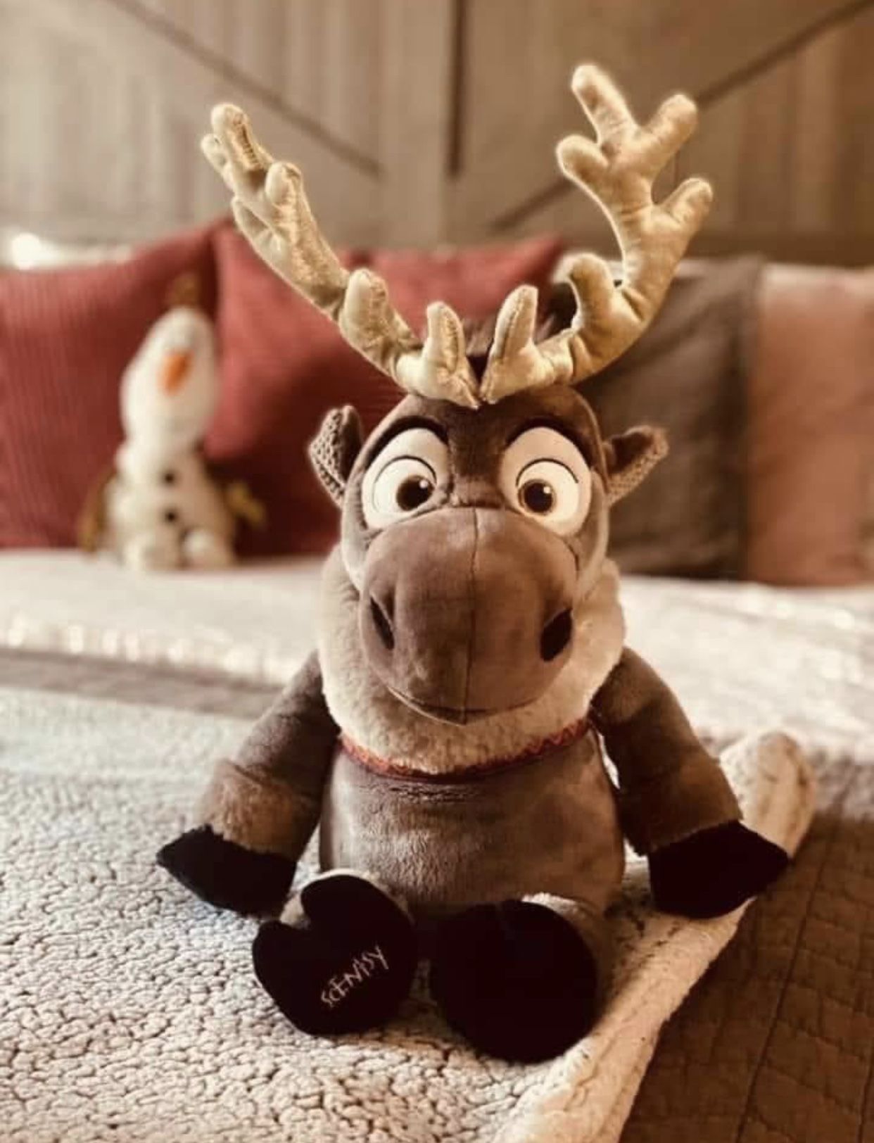 Sven Scentsy Buddy