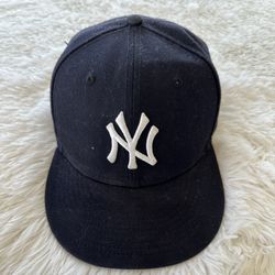 New York Yankees New Era 59fifty Hat / Cap 7 3/8