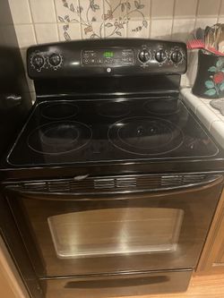 Black GE Electric Range