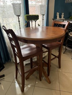 Pub Table With 2 Chairs In Good Condition 