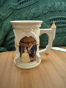 Disney Parks Princess castle mug-Belle Beauty and the Beast 3d mug