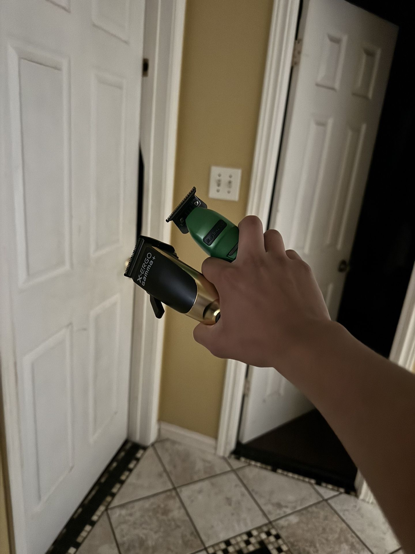 Babyless Trimmer And X-ERGO gamma + Clippers