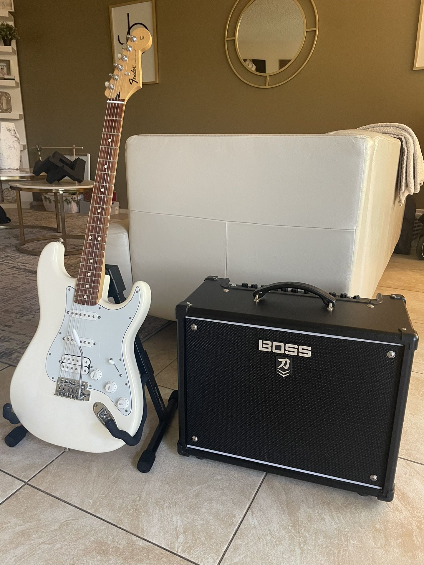 Fender MIM Stratocaster Boss Katana 50W