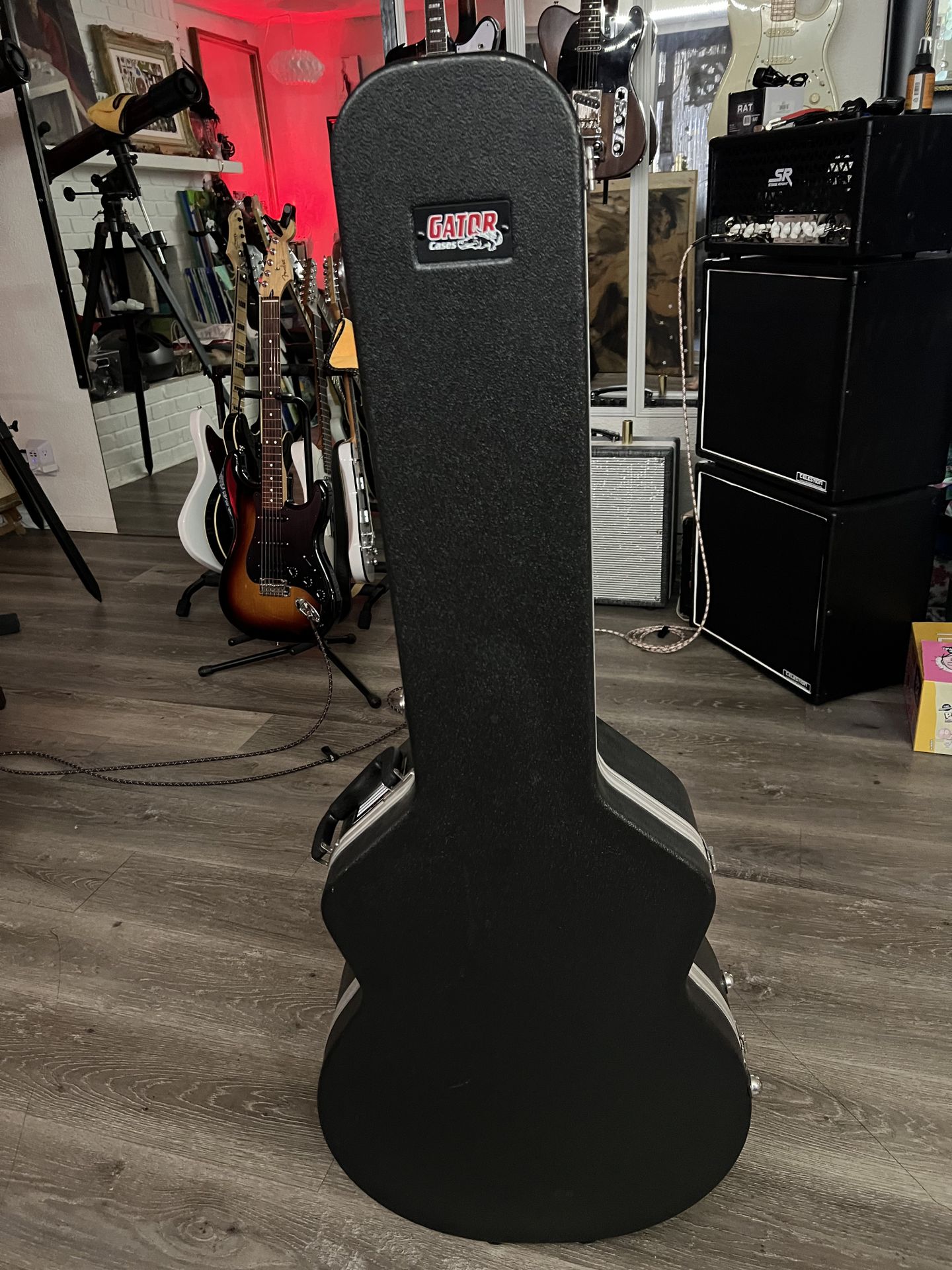 Gator guitar case GC-335 for Sale in San Diego, CA - OfferUp