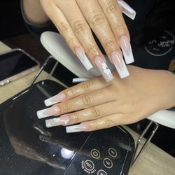 Nails 