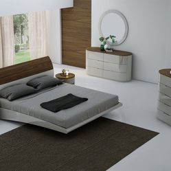 Bedroom Furniture Set