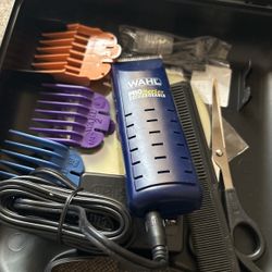 New Dog Grooming Kit With Case & CD 