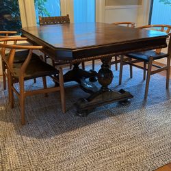 Dining Table With FOUR extensions!