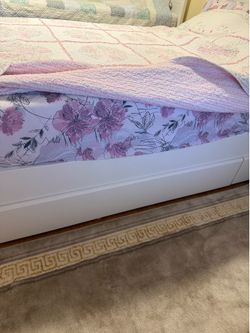Queen bed