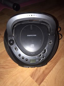 Memorex compact disc digital audio with AM/FM Radio