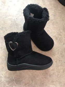 Boots size 4 toddler girl