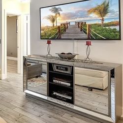 Tv Entertainment- Pier One