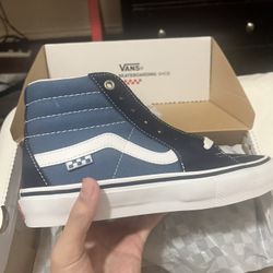 Never used Vans Skate Sk8-Hi Navy/White – Men’s 6.5