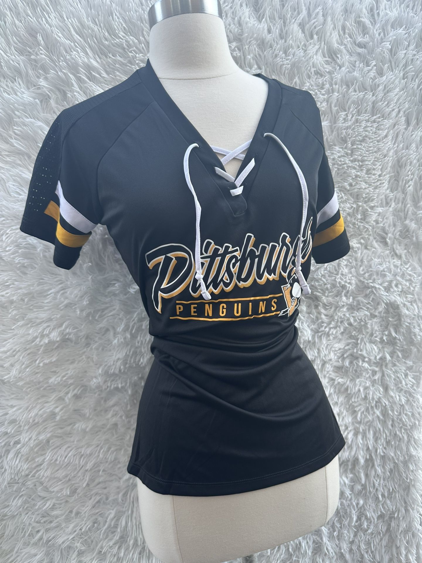 New Pittsburgh Penguins Black Lace-Up Jersey size medium