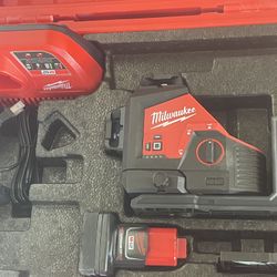 Milwaukee Laser