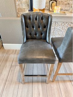 Bar stools x2