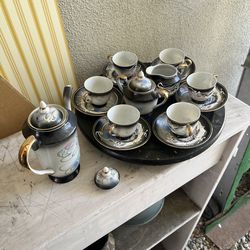 Vintage Kutani China Dragonware Tea Set – 15 Piece Set – Moriage Dragon – Teapot, Sugar, Creamer, 6 Cups & 6 Saucers – Japan  ⸻  Description  Vintage 