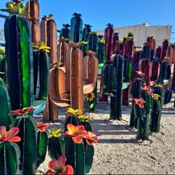 🌺20% OFF Metal Yard Art 🌵Imports🌺POTTERY🌻(READ DESCRIPTION❗️) RETAIL* WHOLESALE🔥