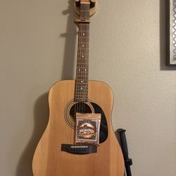 Acoustic Guitar & New Strings
