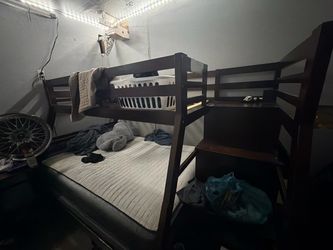 Bunk bed