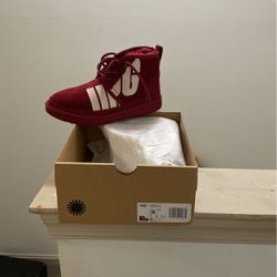 Ugg (new)