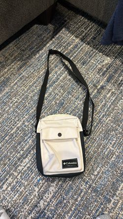 Columbia cross body bag