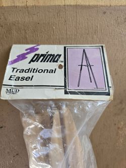 Traditional Easel