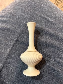 Lenox Ivory Porcelain Bud Vase with Gold Trim