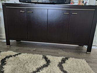 Mueble Para Televisor, Cajones Con Bastante Espacio.