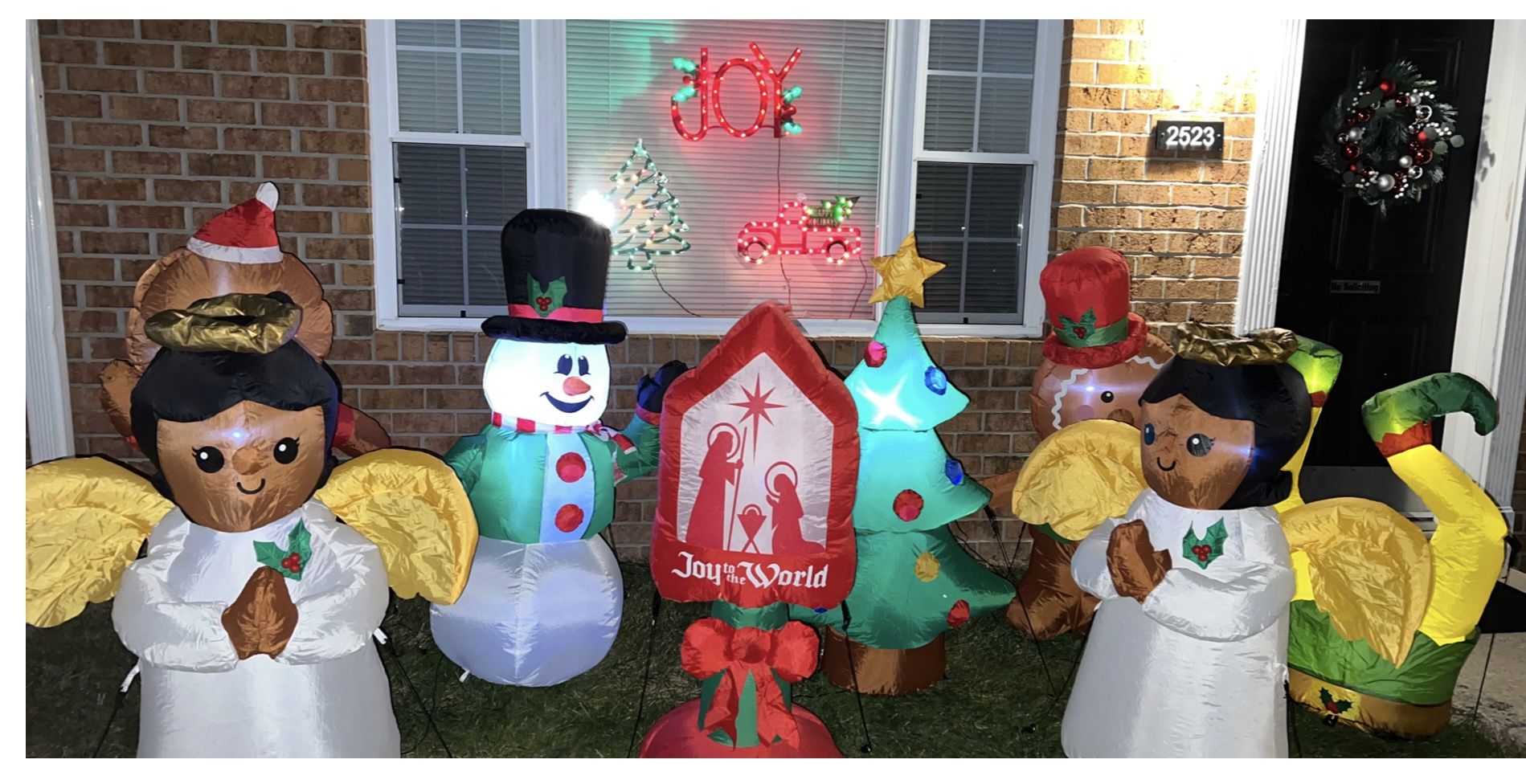 Christmas Inflatables, Set Of 8 (Mid Size 3-4’)