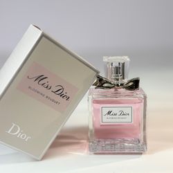 Authentic Miss Dior Blooming Bouquet Eau de Toilette 100ml w/ Original Box – Excellent Condition