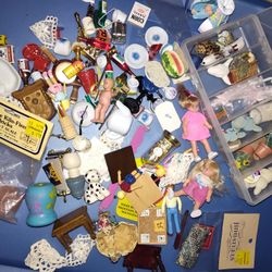1990s Doll House Miniatures Lot