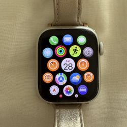 Apple Watch Series 8 41mm GPS – Good Condition – Fully Functional 